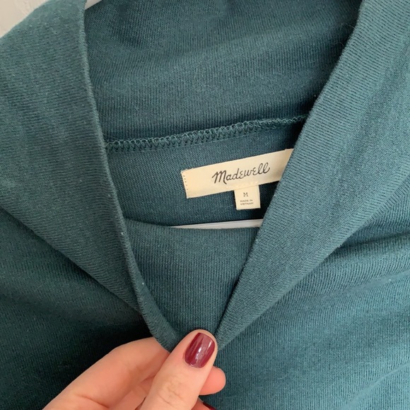 Madewell longsleeve turtleneck with button sleeves - Picture 3 of 4